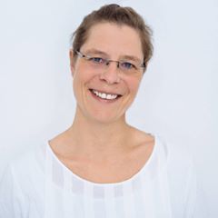 Katrin-Holl.jpg Katrin Holl